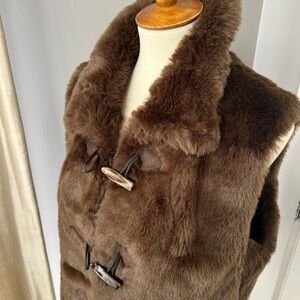 Metro 7 Brown Faux Fur Vest with Toggle Closures